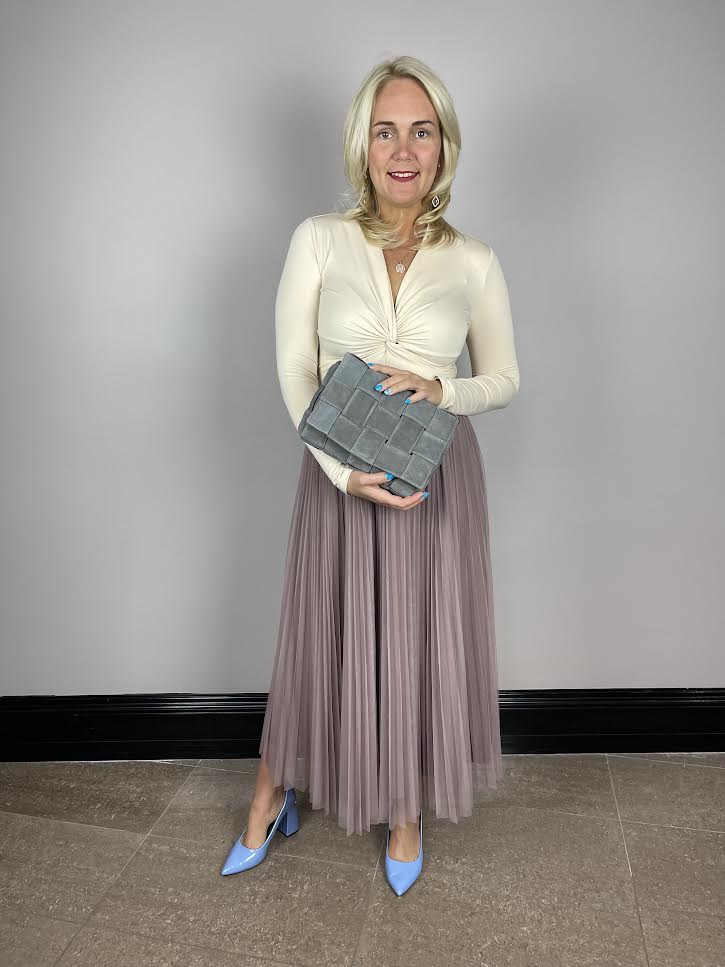 Plisēti tilla svārki