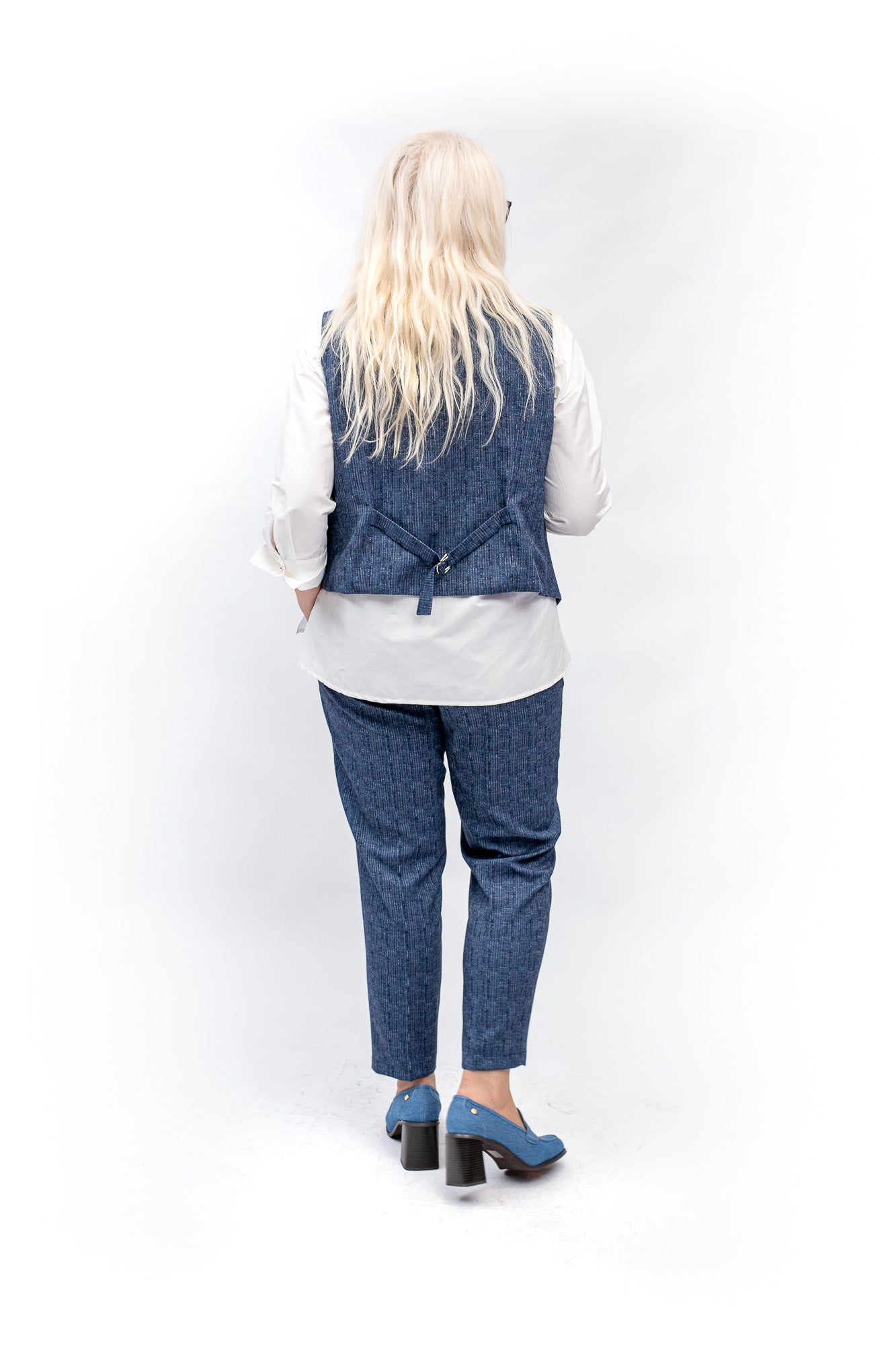 Komplekts bikses un veste
