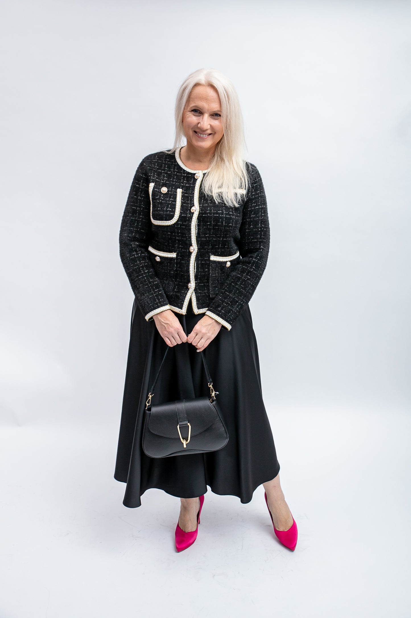 Melna eleganta jaciņa