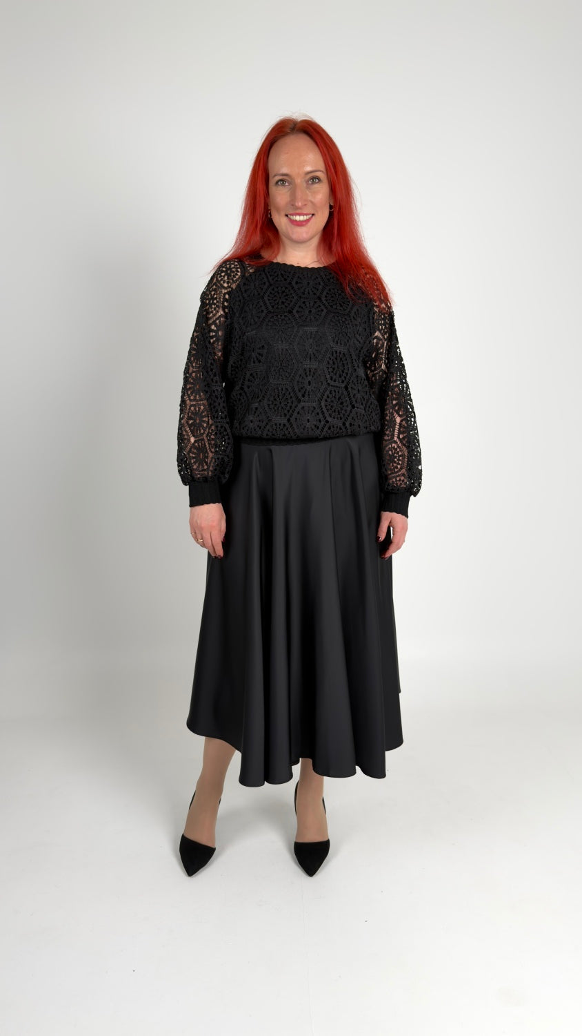 Eleganta tamborēta blūze