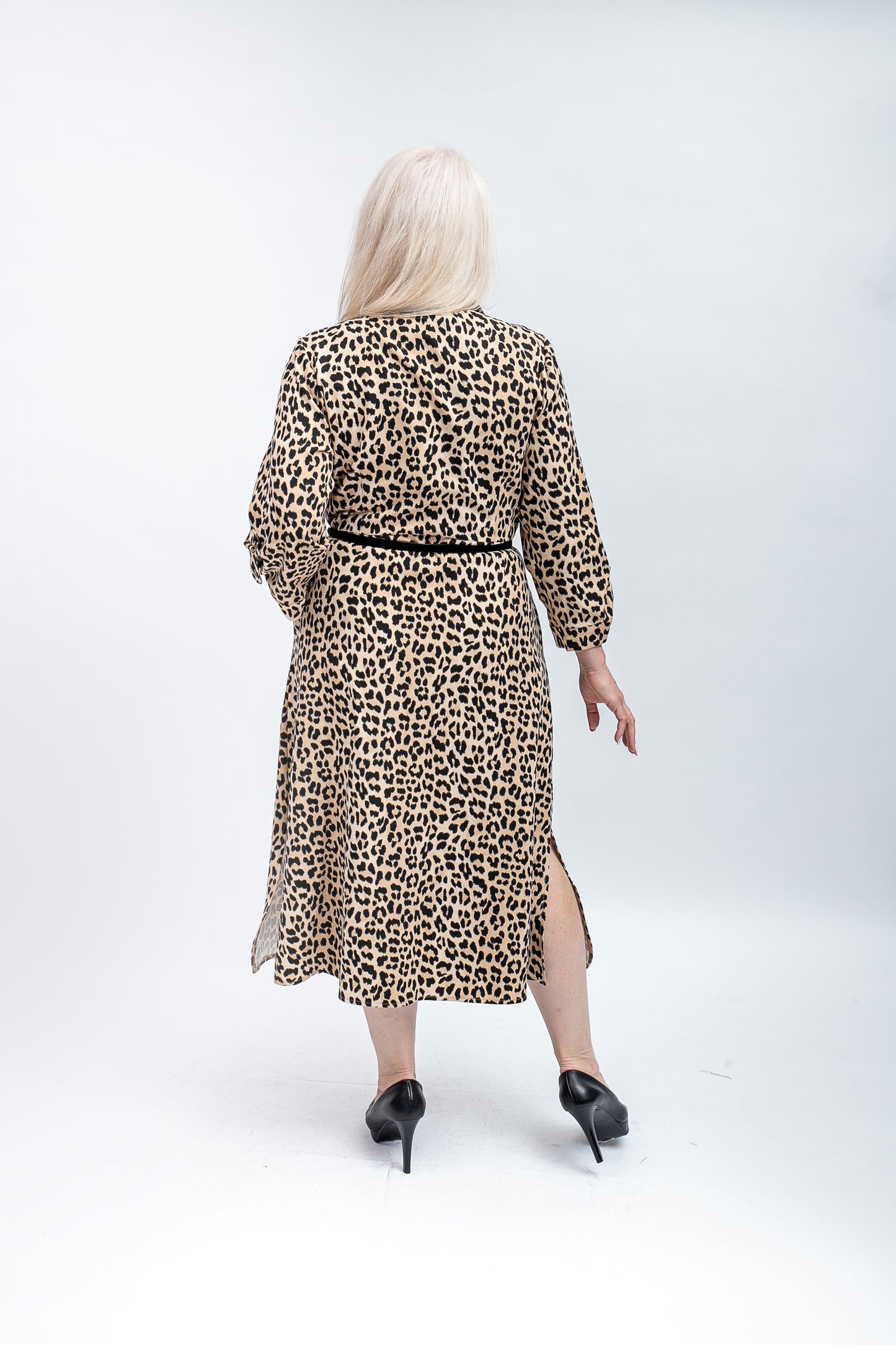 Leoparda raksta kleita ar jostu