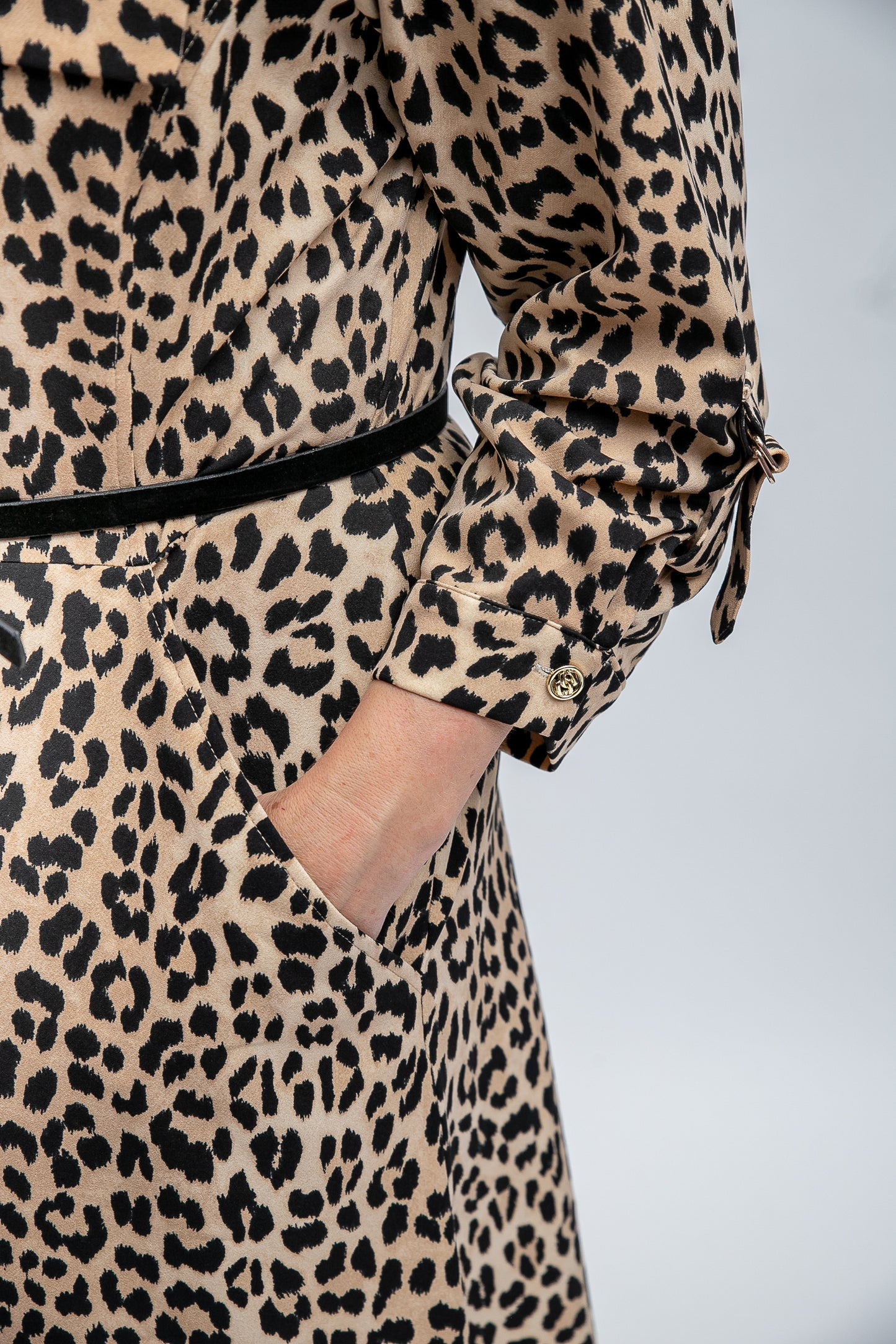 Leoparda raksta kleita ar jostu