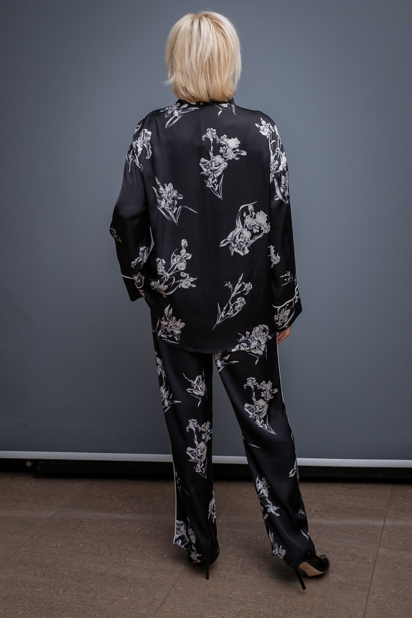 Elegants komplekts