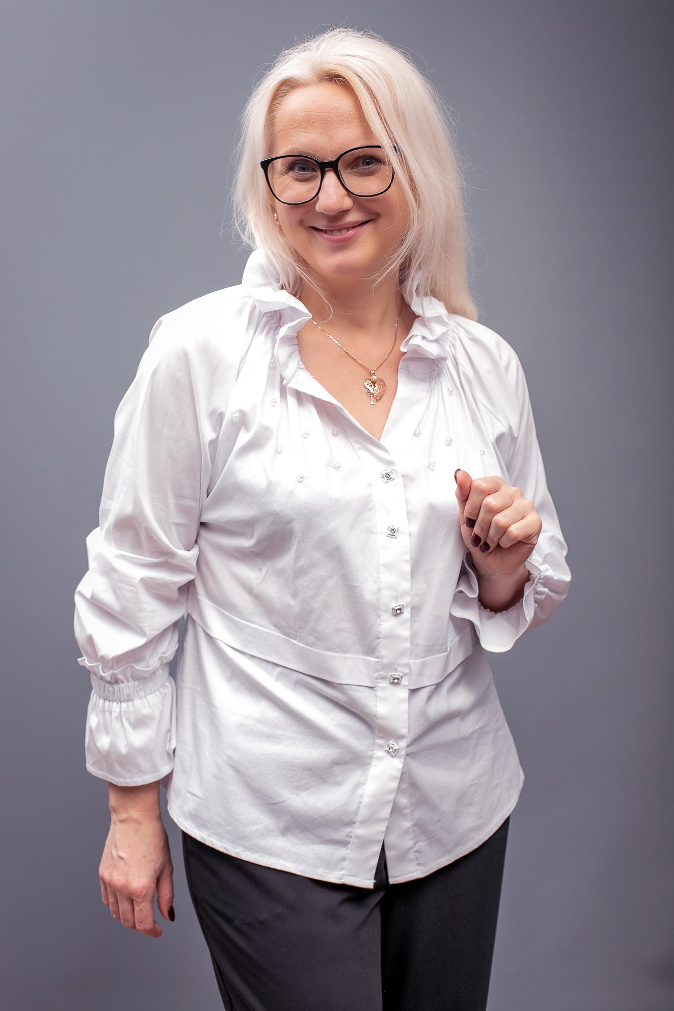 Blūze ar krādziņu un kristāliem (dažādās krāsās)