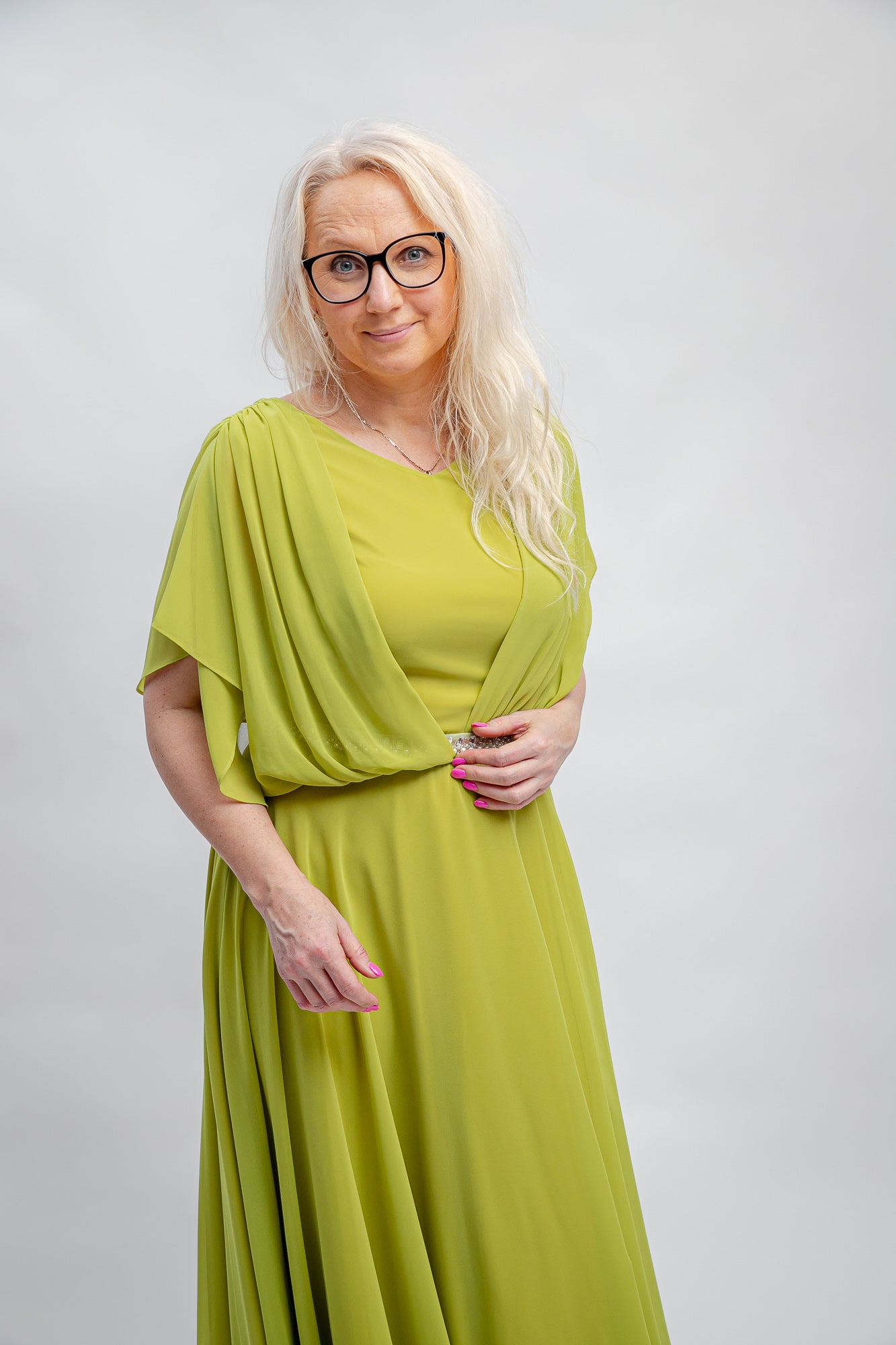 Gaisīga šifona kleita