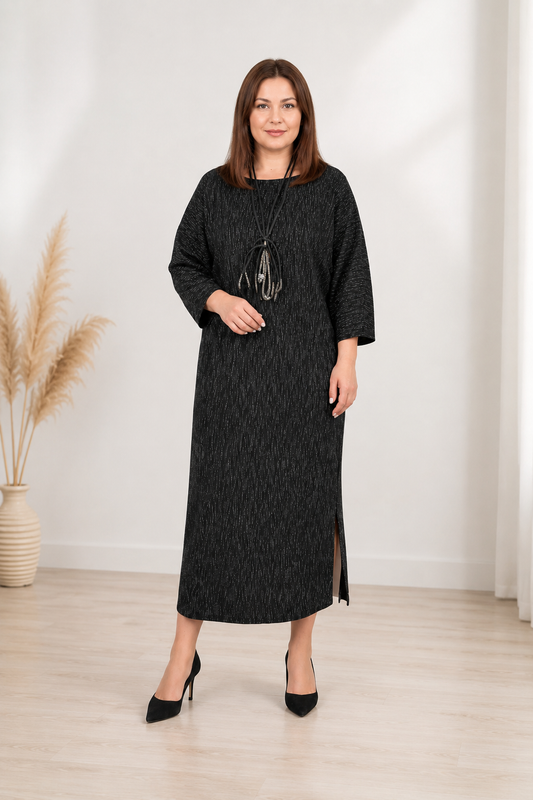Eleganta melna kleita ar smalku rotu