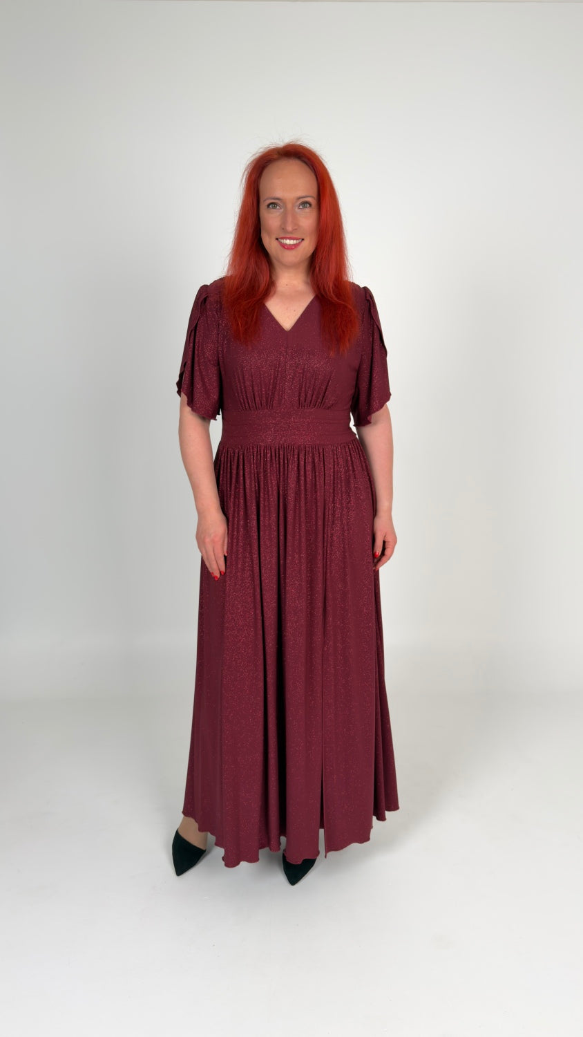 Gara svētku kleita ar šķēlumu