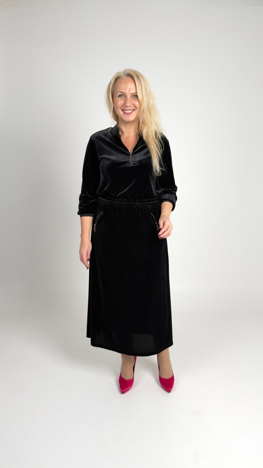 Ikdienas samta kleita