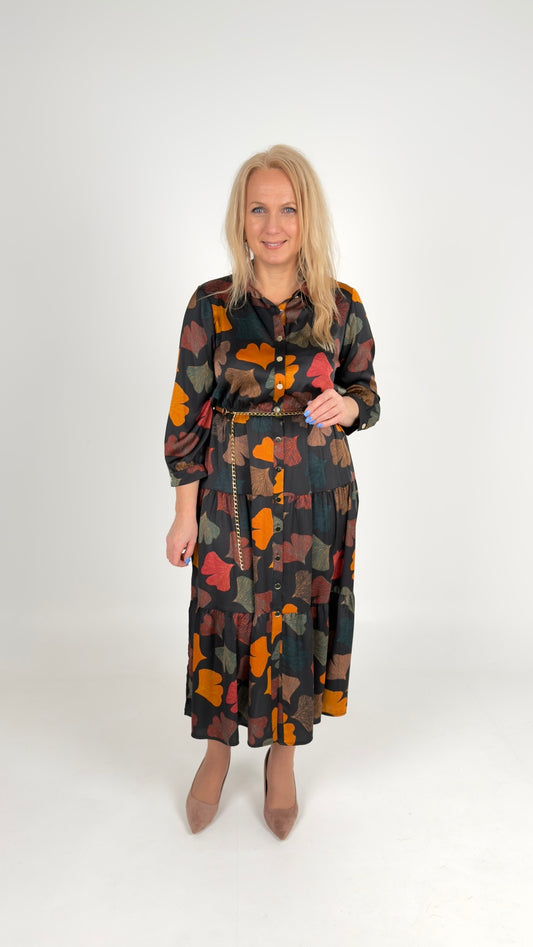 Ikdienas kleita ar jostu