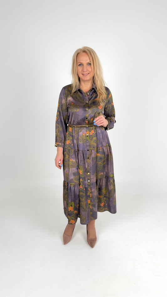 Sievišķīga viskozes kleita ar akvareļa motīviem