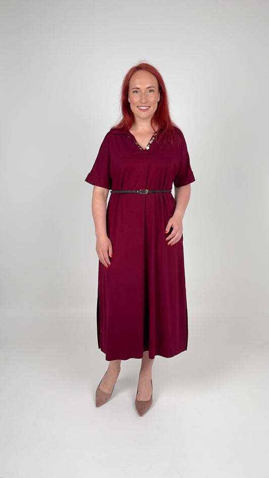 Bordo krāsas trikotāžas kleita