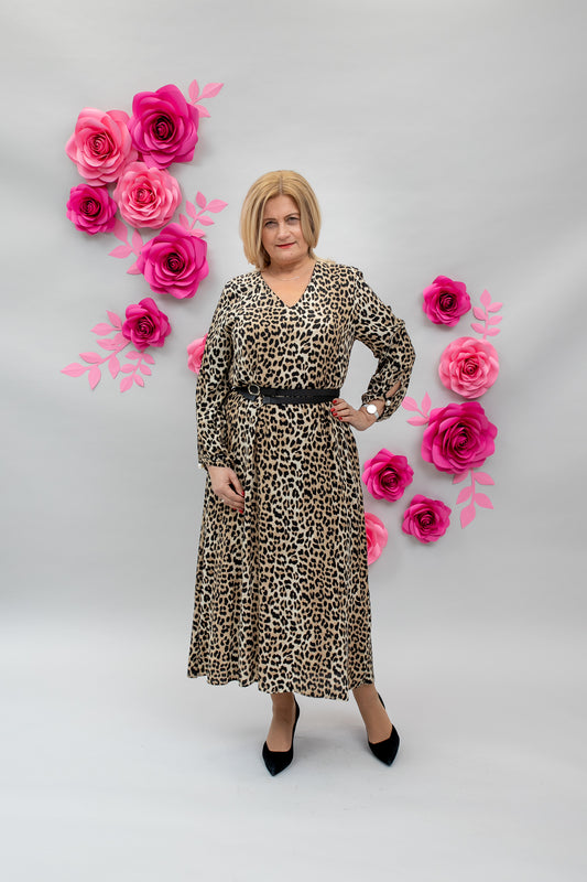 Leoparda kleita